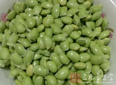 維生素B1的主要食物來源為：豆類、糙米、牛奶、家禽