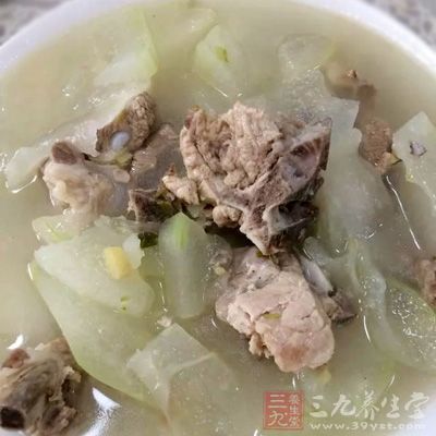 連皮帶籽冬瓜500克，陳皮3克