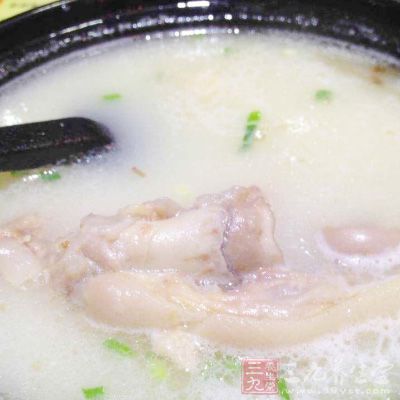 一鍋濃濃的骨頭湯就是這麼煉成的