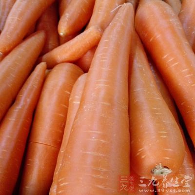 胡蘿卜切細條