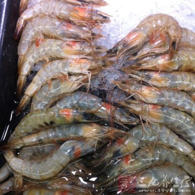 先把蝦洗淨