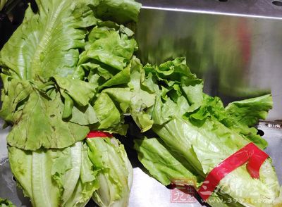 豌豆尖或者其他的綠葉蔬菜 豌豆尖或者其他的綠葉蔬菜