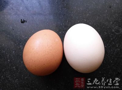 配料:山雞蛋2枚 配料:山雞蛋2枚