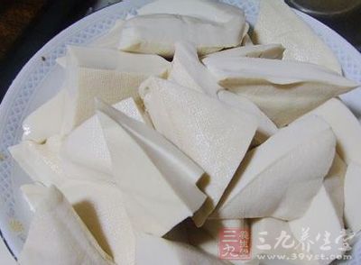 豆腐改成5厘米寬的對角的三角形