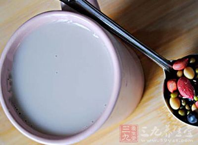 五豆豆漿降脂降壓、強筋健脾、保護心血管