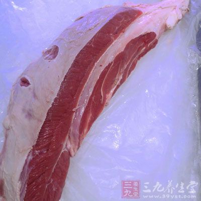 五花肉要注意掌握火力，不要用猛火加熱