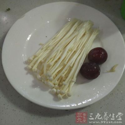 准備適量的金針菇