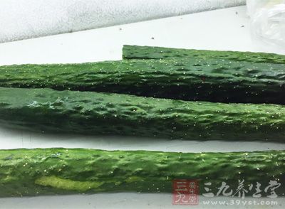 把黃瓜當日常水果吃
