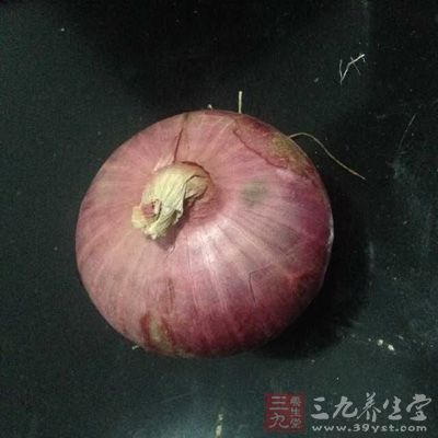 調料:洋蔥一個 調料:洋蔥一個