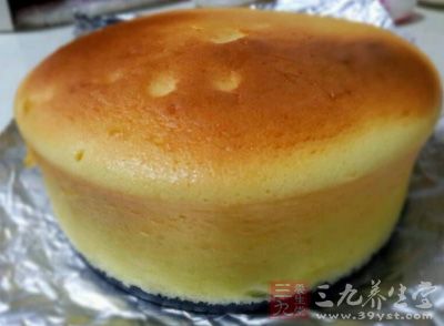 剛剛烤好的的蛋糕 剛剛烤好的的蛋糕