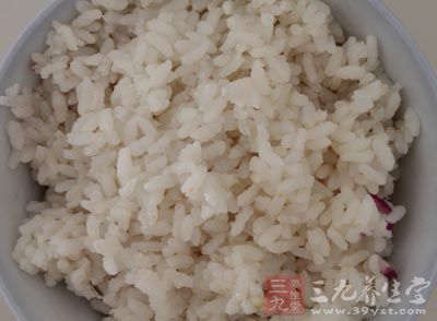 白米飯一大碗