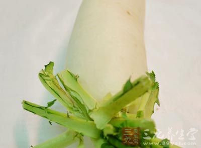 材料主料：蘿卜半根