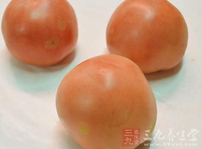 准備好西紅柿