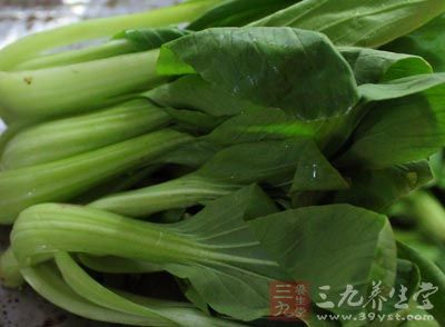 准備所需的小青菜 准備所需的小青菜