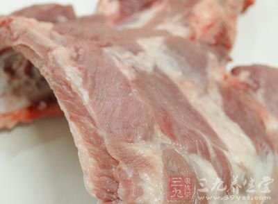 排骨洗淨切小段 排骨洗淨切小段