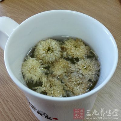 玫瑰花(可食用的)，菊花(可食用的)，櫻花(可食用的)，薄荷(可食用的)柳葉(可食用的)，凍冰塊模具水