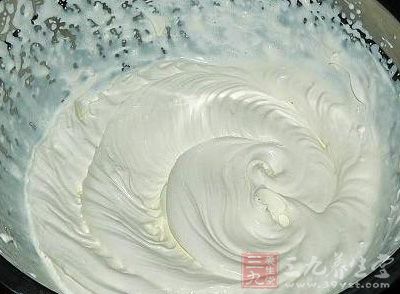 牛奶，細砂糖，雞蛋，淡奶油