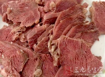 牛肉、蔥、姜、鹽、糖
