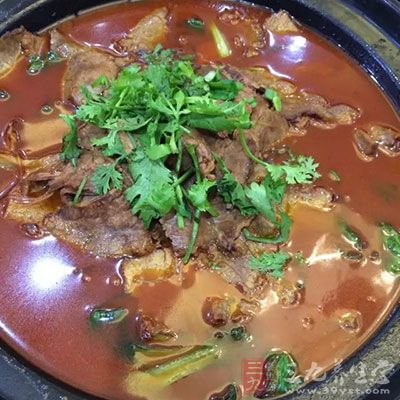 西紅柿蘆筍肥牛湯