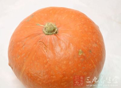 溫和的南瓜粥則更容易適宜秋季人體胃腸溫補的需要