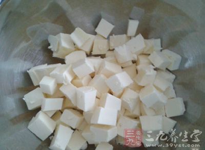 准備適量的黃油