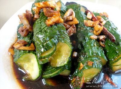 腌黃瓜是昌北泡菜的一種