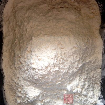 材料：高粉不少於260克