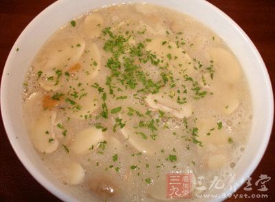 奶油蘑菇湯做法三