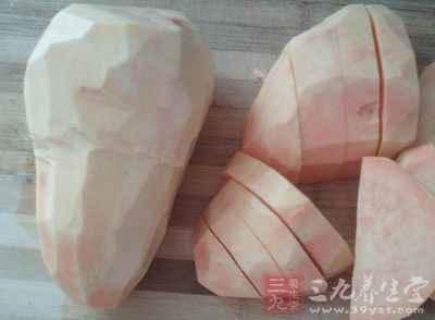 將番薯清洗干淨