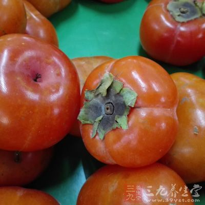 柿子不僅營養豐富，且醫學價值也很高