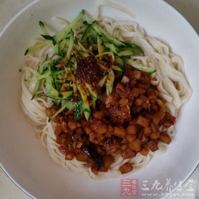 老北京炸醬面的做法