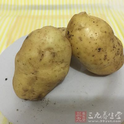 准備好土豆