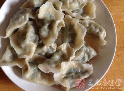 茴香豬肉餃的做法二