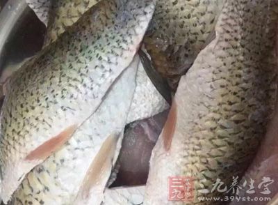 魚肉必須去淨骨刺