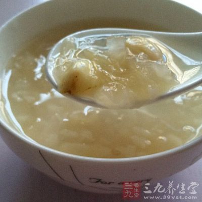 糯米銀耳蓮子粥
