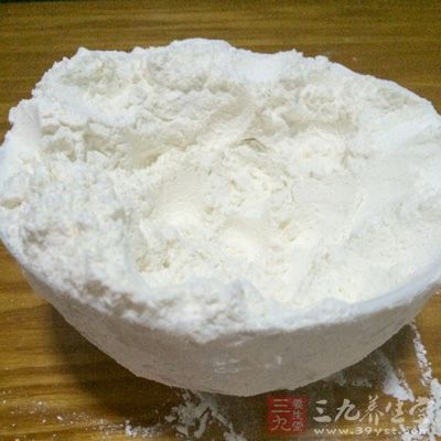 燕麥片120克，高筋面粉40克，奶粉20克