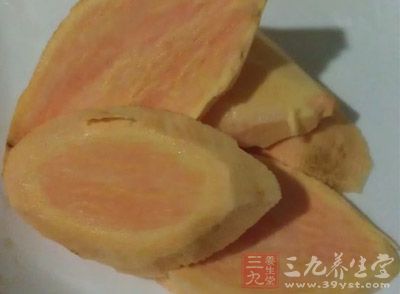 紅薯洗淨，切成薄片