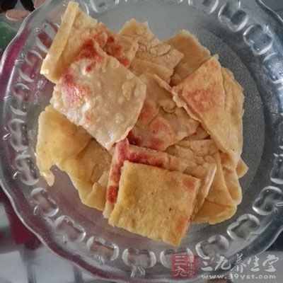 盛入碗中端上桌食用 盛入碗中端上桌食用