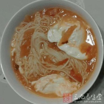 西紅柿雞蛋熱湯面