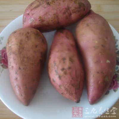 地瓜請清洗干淨後不用控干水分