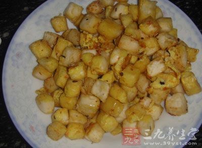 如果喜歡吃甜食的，可以最後放入一些白糖，撒開，這樣就美味了