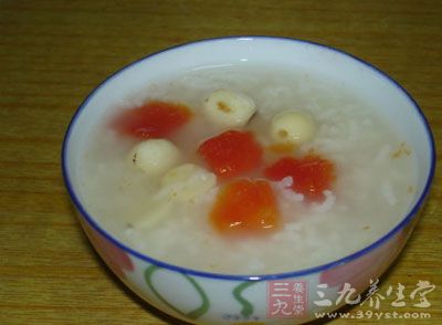 續煮至粳米軟爛，即可盛起食用
