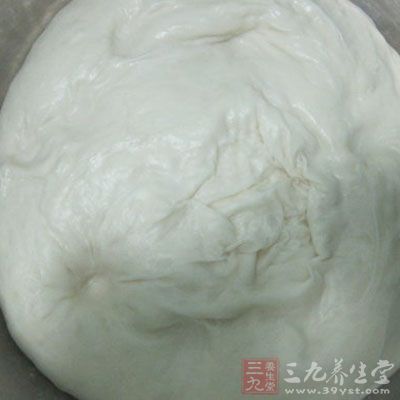 溫水和面,面會發的快一些 溫水和面,面會發的快一些