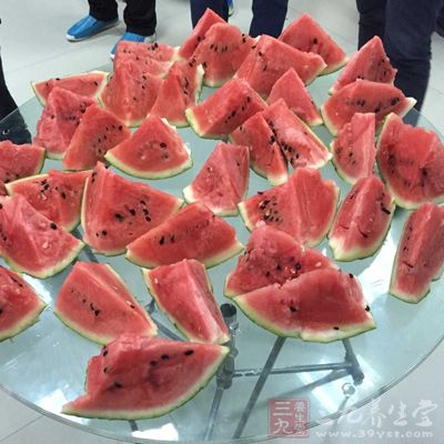 比如冰鎮西瓜