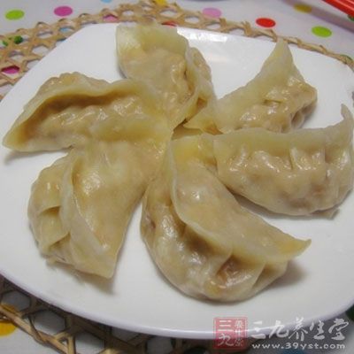 包好後，入蒸鍋，旺火蒸10分鐘，取出即可食用