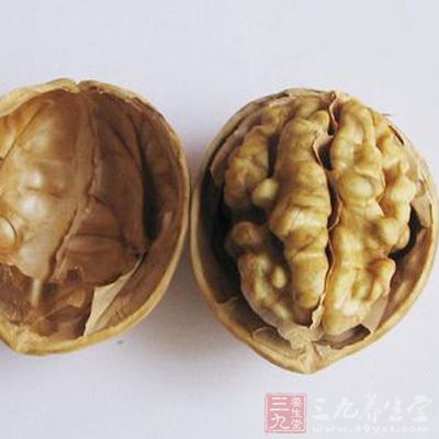 取核桃肉15克,粳米100克 取核桃肉15克,粳米100克