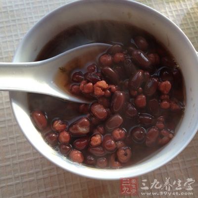 薏米紅豆湯是治濕邪最好的藥