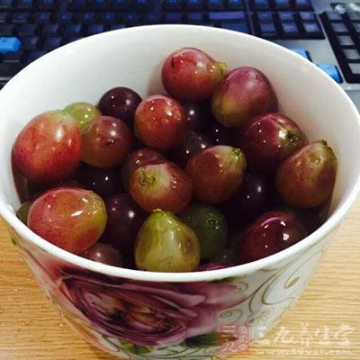 “葡萄柚飲食”是一種30年前在西方國家備受女性推崇的減肥食譜 “葡萄柚飲食”是一種30年前在西方國家備受女性推崇的減肥食譜
