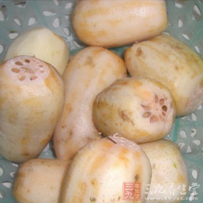 新鮮的蓮藕250g