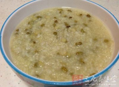 這樣的綠豆粥色澤渾濁